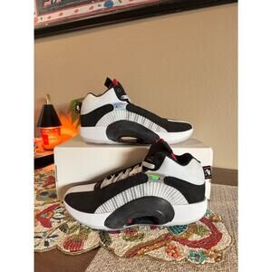 Air Jordan Retro XXXV 35 PF DNA Black White Sole Gym Red CQ4228 001